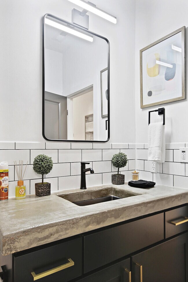 Foto del edificio - 409 Sanford Ave