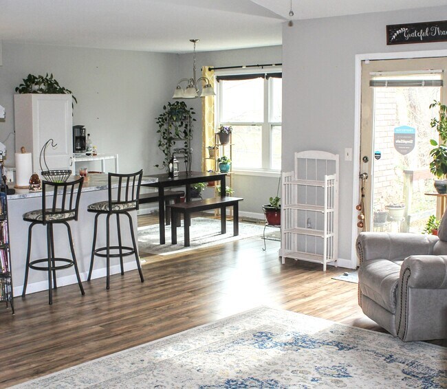 Great Room w/ lots of natural light - 8899 Andrea Ct