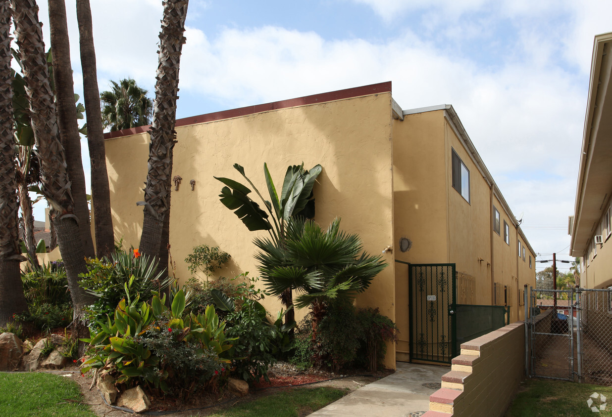 Foto principal - 3526 Park Blvd