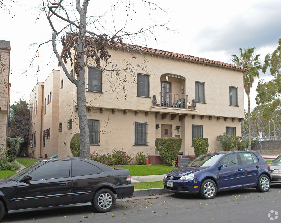 Building Photo - 465 N Orange Grove Ave