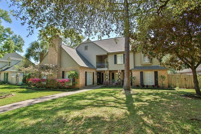 Building Photo - 15839 Fleetwood Oaks Dr