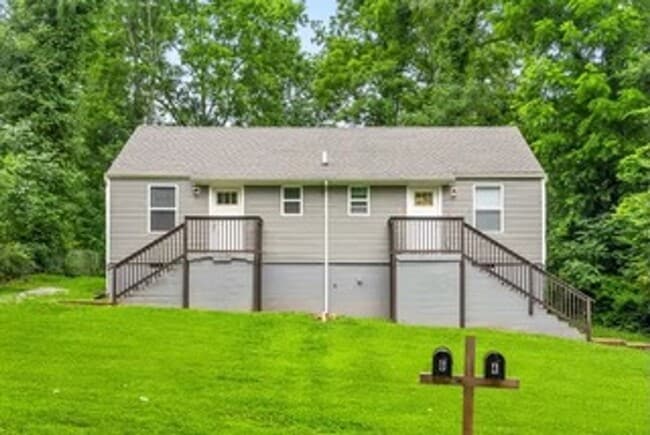 Building Photo - Chamberlain - 4-6 Chestnut Dr