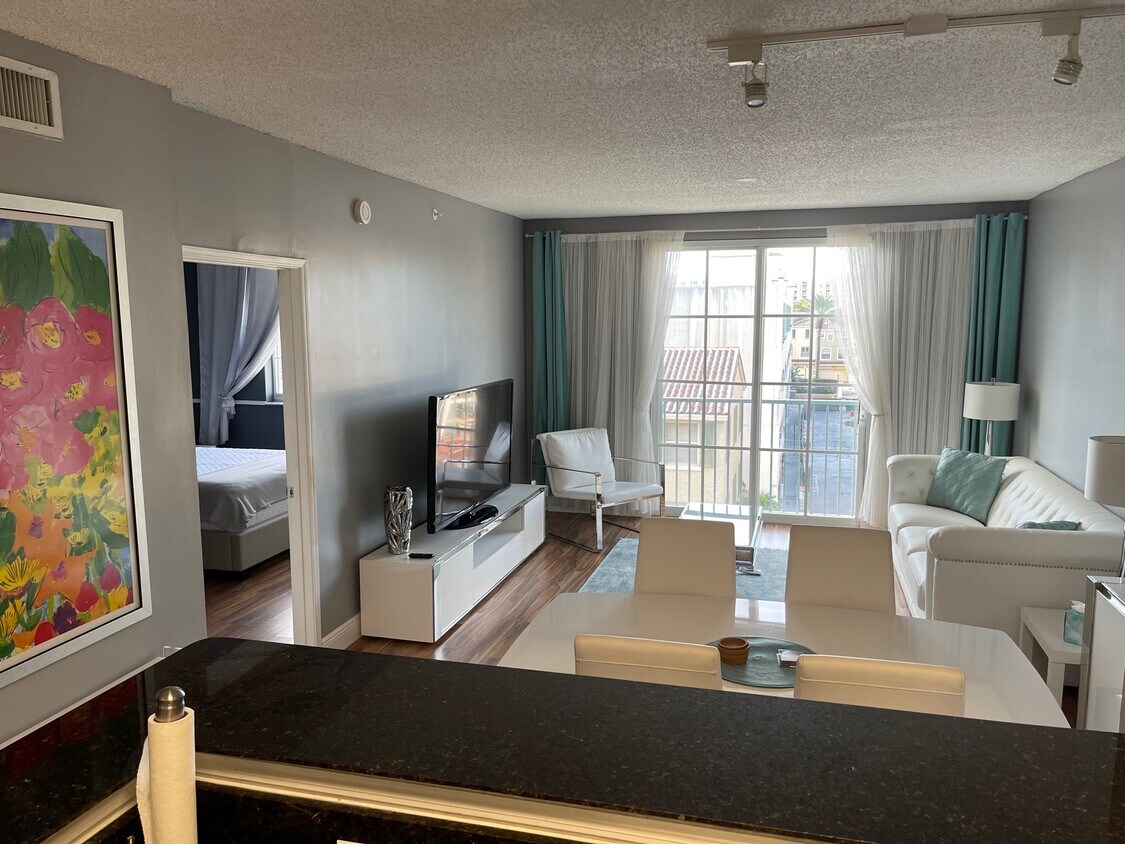 Primary Photo - 630 S Sapodilla Ave