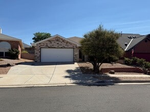 Building Photo - 4709 Golden Barrel Rd NW