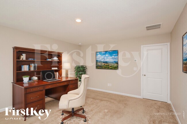 Foto del edificio - 811 Walnut Creek Cir