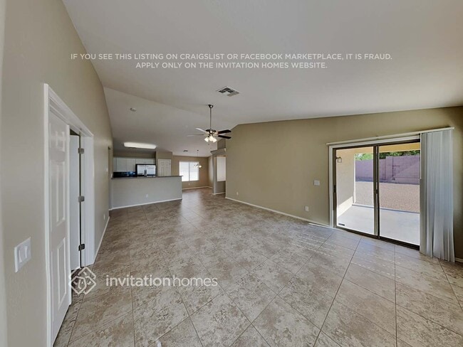 Foto del edificio - 2369 W Silver Creek Ln