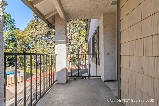 Foto del edificio - 8534 Summerdale Rd