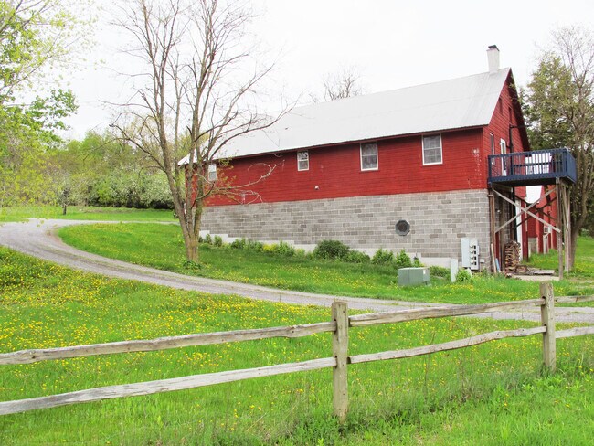 Foto del edificio - 130 US-4