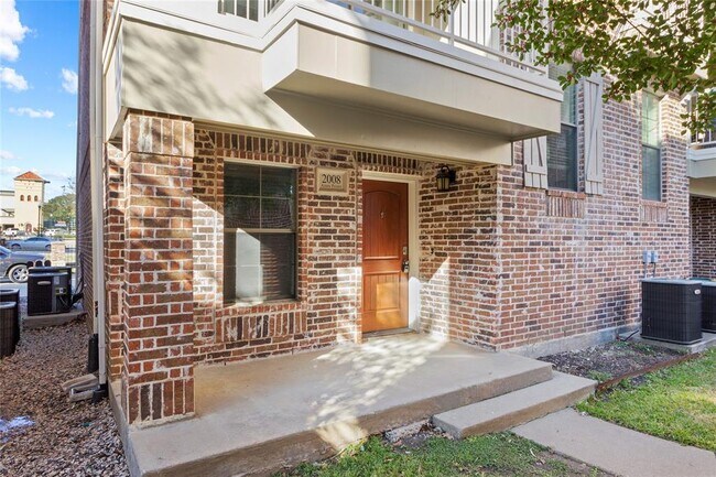 Foto del edificio - 2008 Azure Pointe