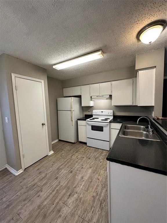 Foto del edificio - 501 Hardin Ct