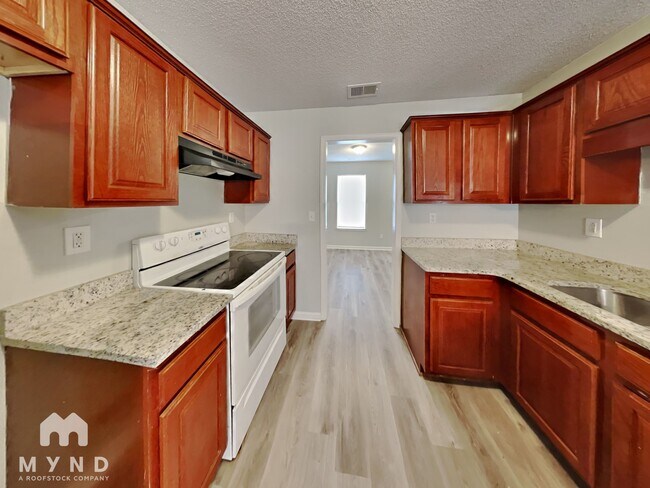 Foto del edificio - 3806 Sungrove Cir E