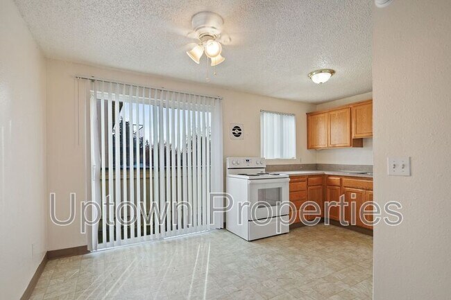 Foto del edificio - 13000 NW Cornell Rd