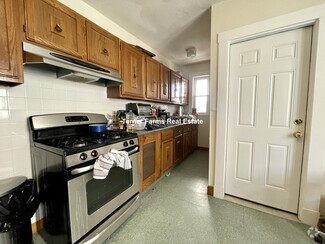 Building Photo - 96 Conwell Ave