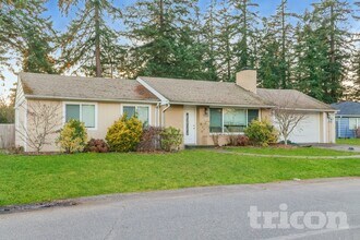 Building Photo - 9022 Lorraine Ave S