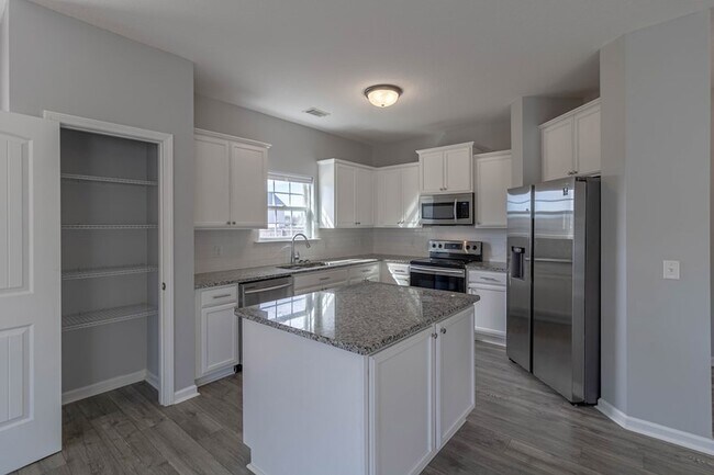 Building Photo - 377 Bobwhite Trail