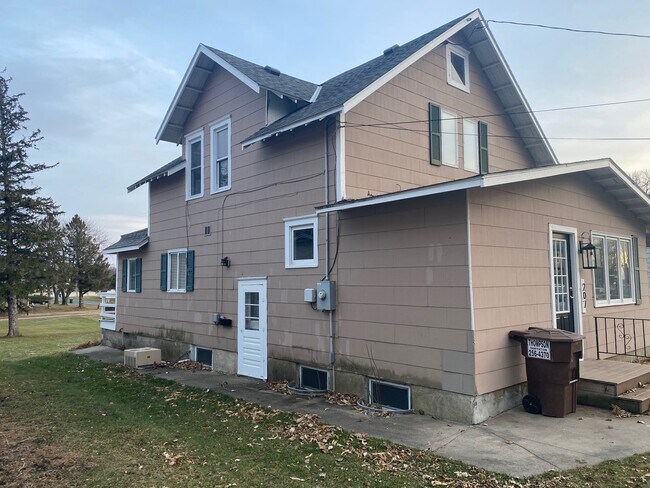 Foto del edificio - 207 Independence Ave S