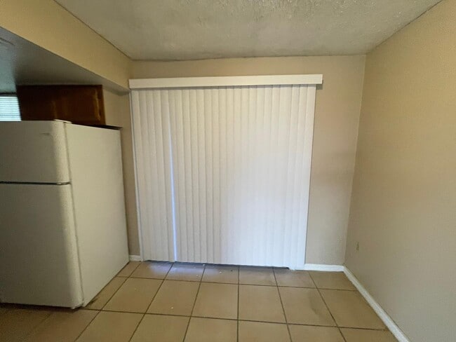 Foto del edificio - 1300 Arlington Ln NE