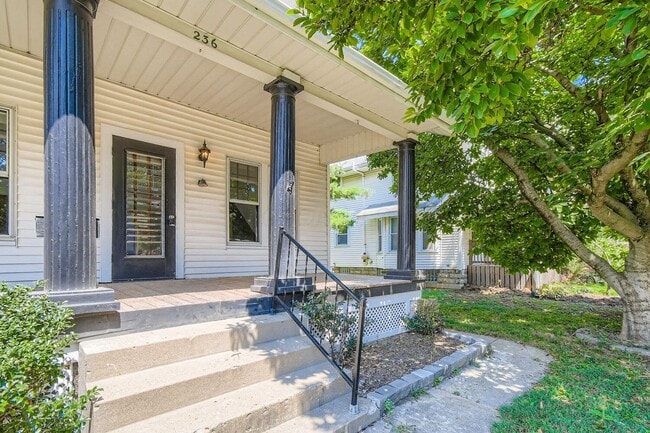 Building Photo - 236 E Moler St