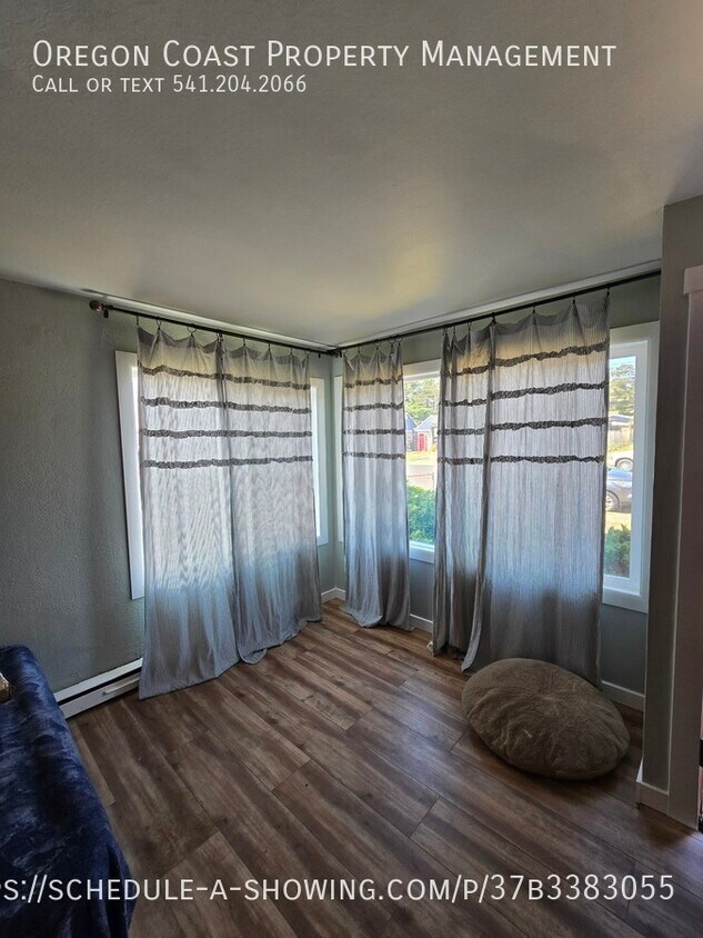 Foto principal - 234 NE 11th St
