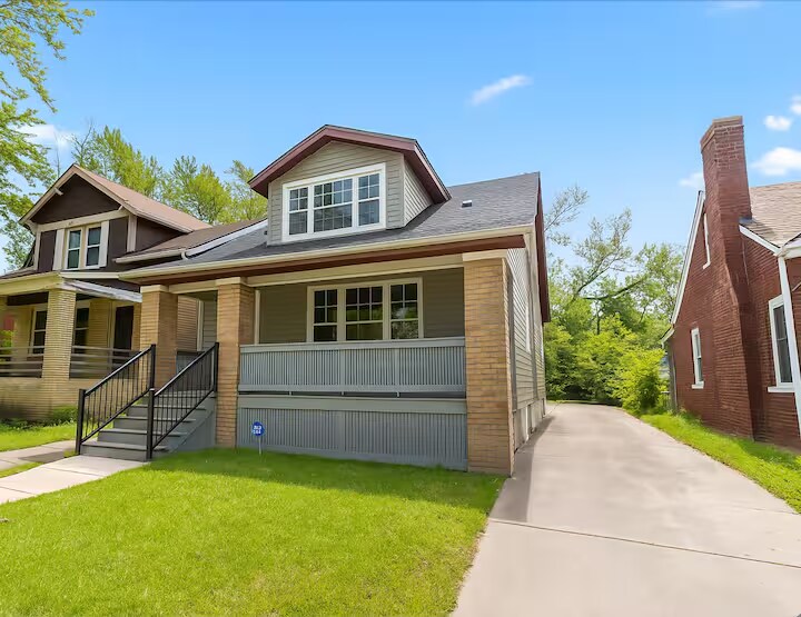 Foto principal - 13142 Promenade Ave