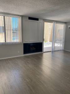 Living Room - 1626 N Poinsettia Pl