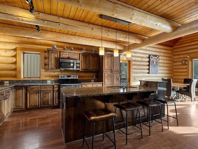 Foto del edificio - 3 Bedroom Single Family Home in Kalispell