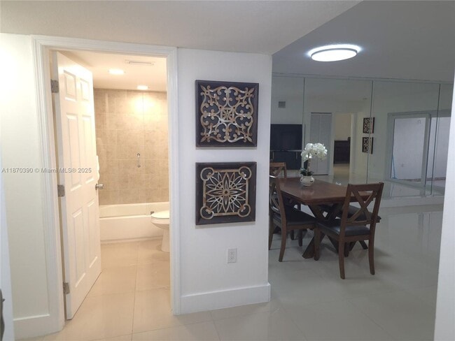Foto del edificio - 1120 NW 124 Pl
