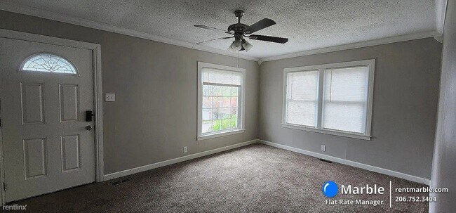 Building Photo - 4 br, 3 bath House - 301 W Pine