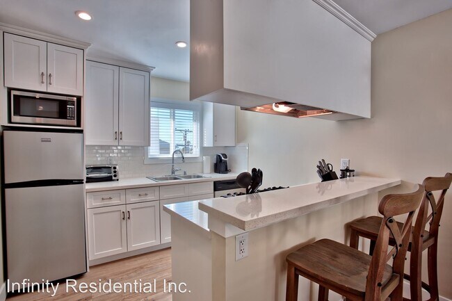 Building Photo - 33901 Malaga Dr