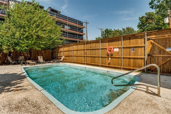 Foto del edificio - 3105 Wycliff Ave