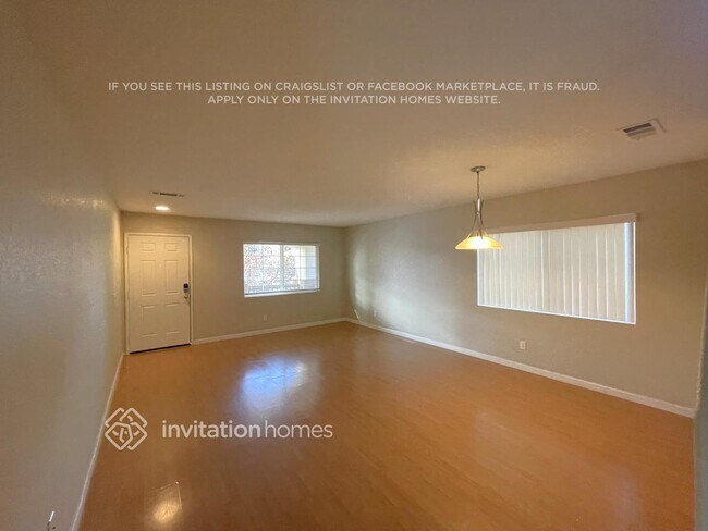 Foto del edificio - 1529 Granville Way