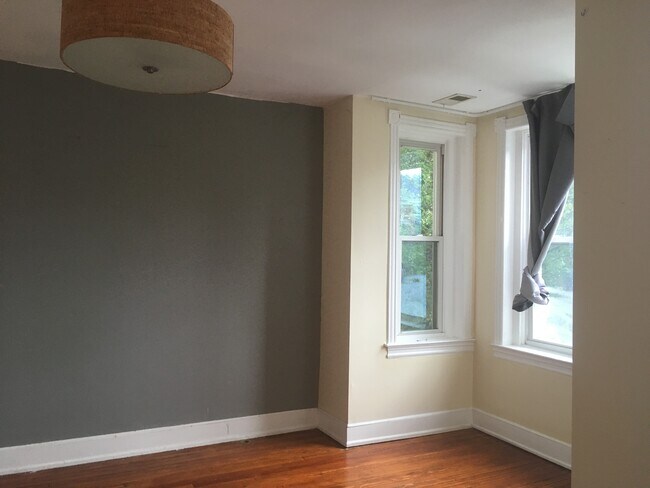 Master bedroom - 1455 Monroe St NW