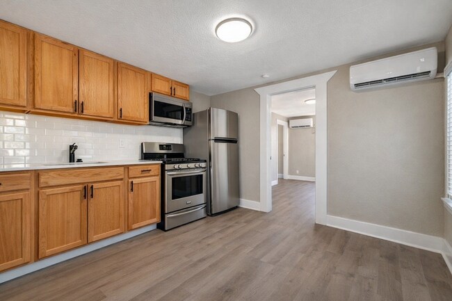 Foto del edificio - 1218 S 15th Dr