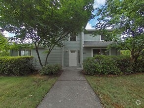 Building Photo - 911-913 NW Anjni Cir