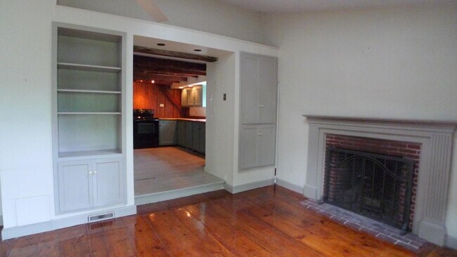 Foto del edificio - 132 Portsmouth Ave