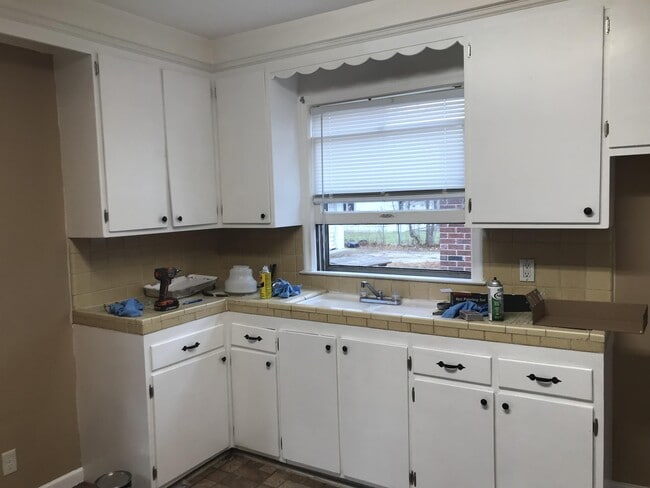 Foto del edificio - 21749 Schroeder Ave