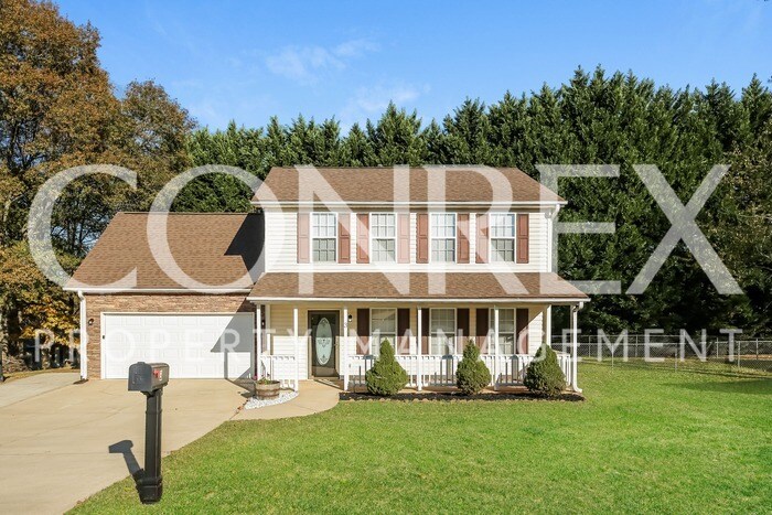 Primary Photo - Fenced in Yard--Quiet Neighborhood!