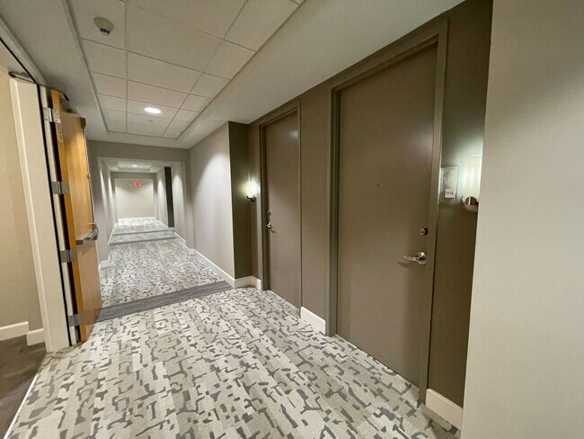 Foto del edificio - Modern High-Rise Condo in Downtown Orlando...