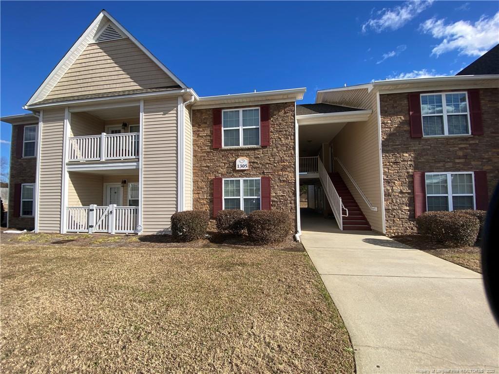 1305 Kershaw Loop, Fayetteville, NC 28314 Condo for Rent in