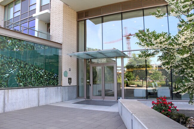 Foto del edificio - 949 NW Overton St