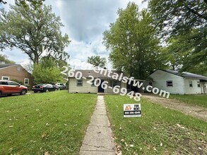 Building Photo - 4715 Bowser Ave