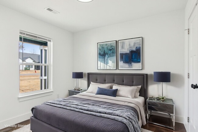 Foto del edificio - 4025 Cedar Fls Ln