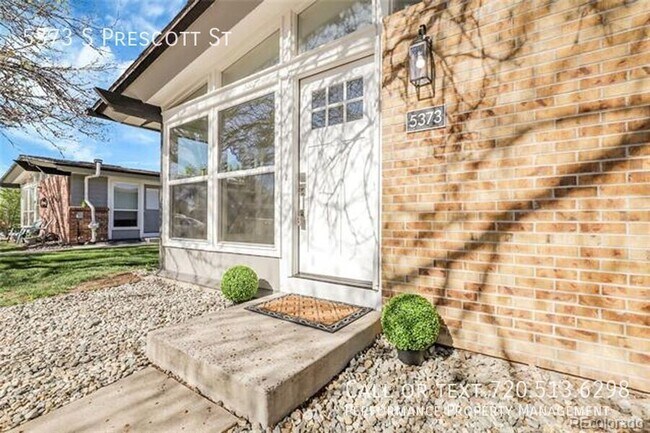 Foto del edificio - 5373 S Prescott St