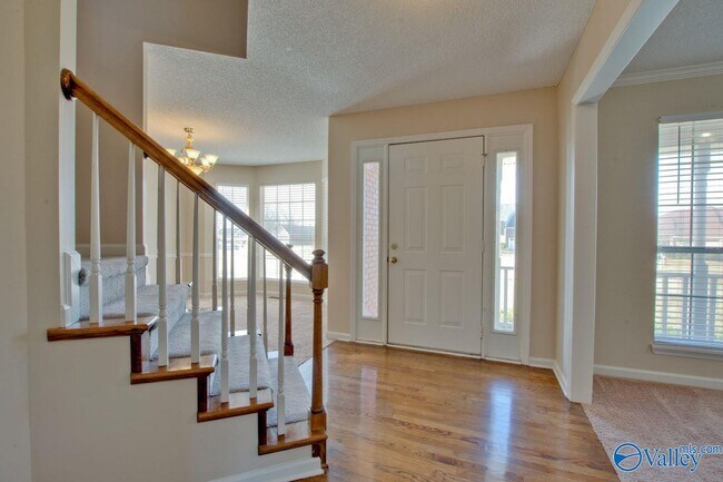 Foto del edificio - 108 Ox Bow Ct