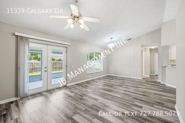Foto del edificio - 11339 Calgary Cir