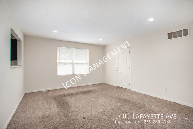 Foto del edificio - 1403 Lafayette Ave
