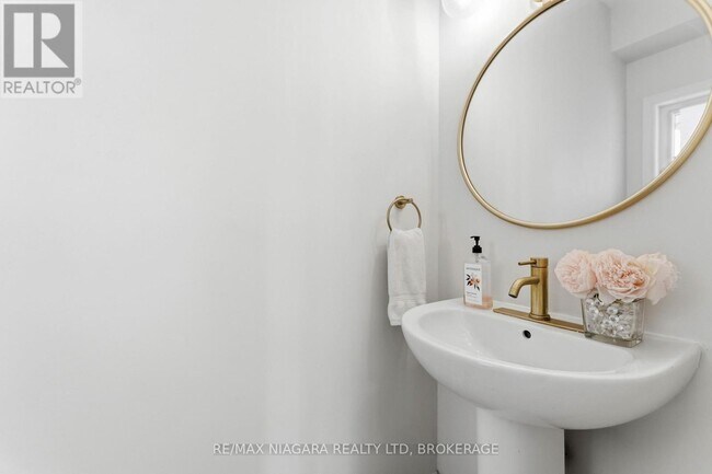 Photo du bâtiment - 54 Severino Cir