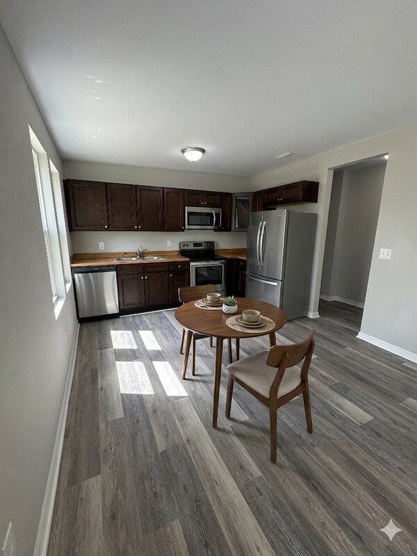 Foto del edificio - 5134 Dodge Rd