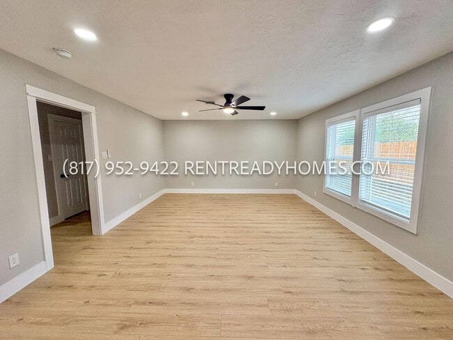 Building Photo - 3810 Weslow St