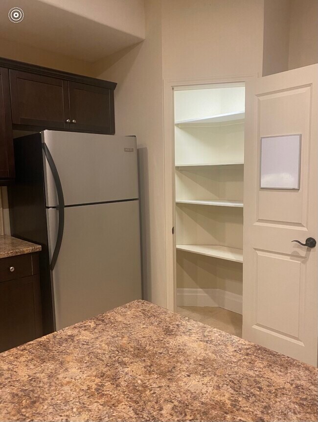 14 Lloyd Cook Dr W, Minesing, ON L9X 0H6 Apartments 14 Lloyd Cook Dr W Minesing, ON